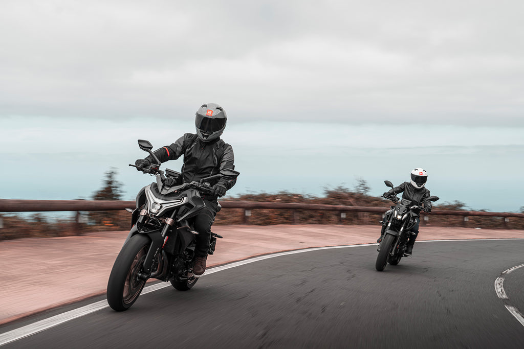 MT HELMETS من أم تي BRAKER SV A12 GLOSS GREY  خوذة فول فيس