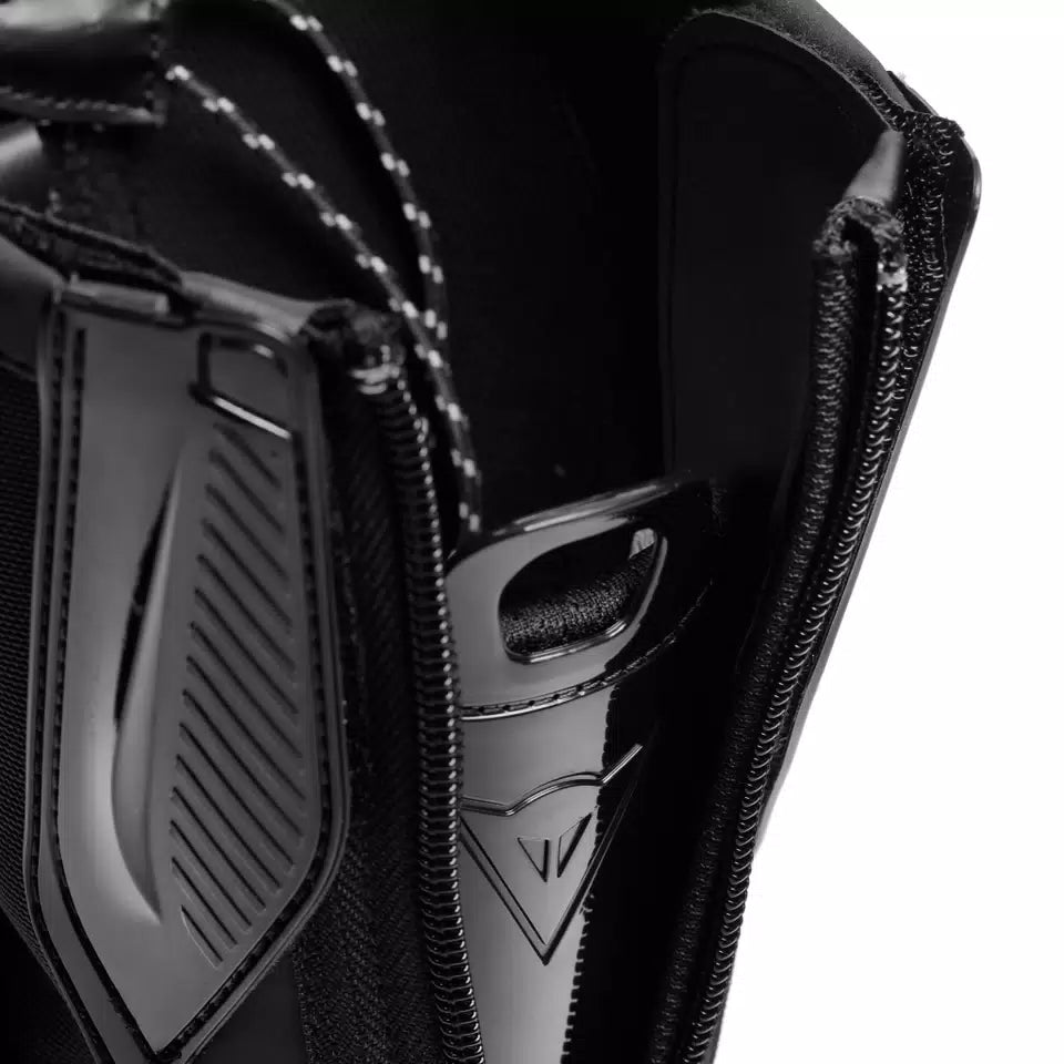 Dainese من داينيس TORQUE 4 RACING AND ROAD BOOTS حذاء حماية تورك 4 أوت
