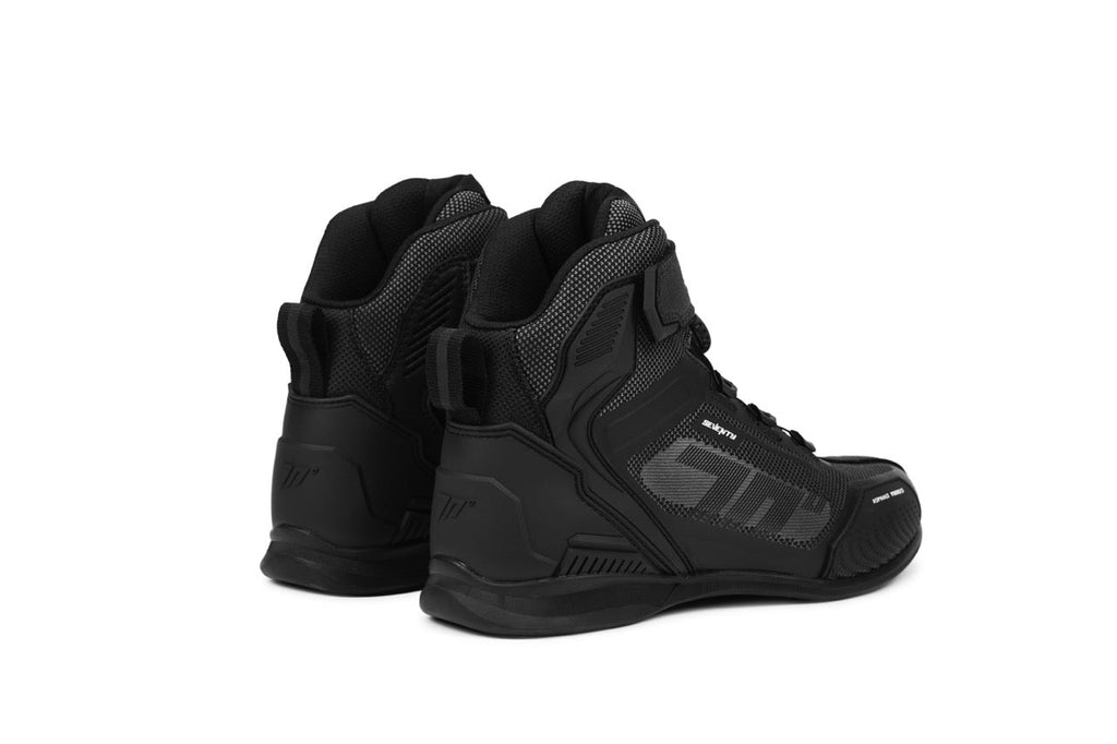 Seventy 70 SD-BR3 Veloce Pro black low-cut motorcycle boots with ATOP® system and reinforced protection