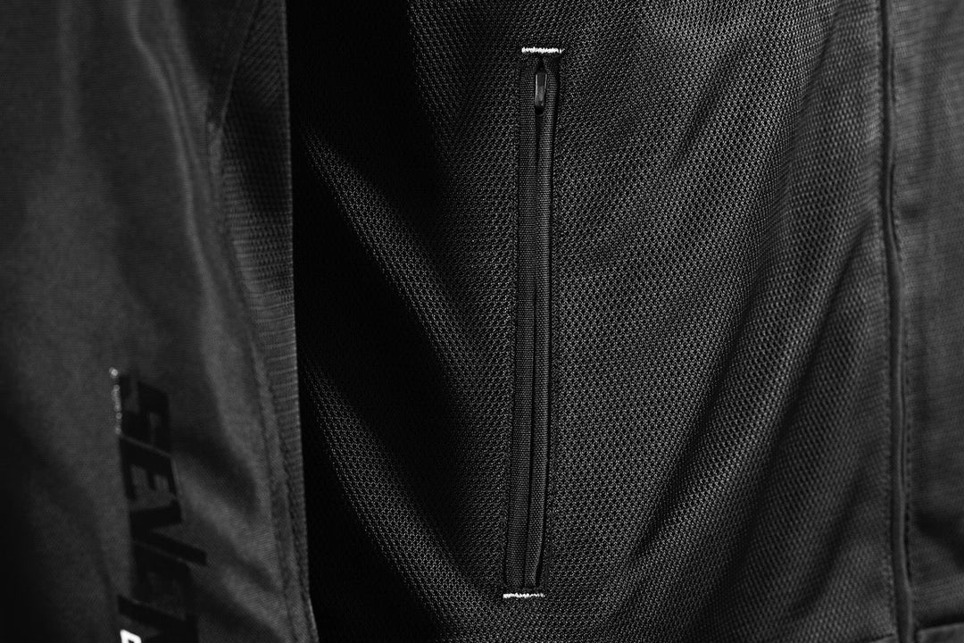 SEVENTY DEGREES سيفنتي ديغري JACKET SD-JR30.1 MOJAVE BLACK/WHITE جاكيت حماية