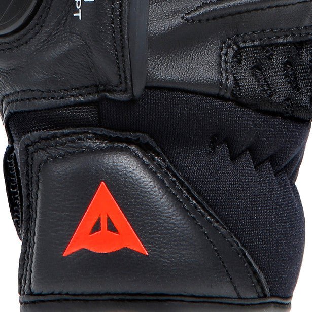 Dainese من داينيس Carbon 4 Short Leather قفازات كربون 4 - BOOST BOX PERFORMANCE DaineseADB105