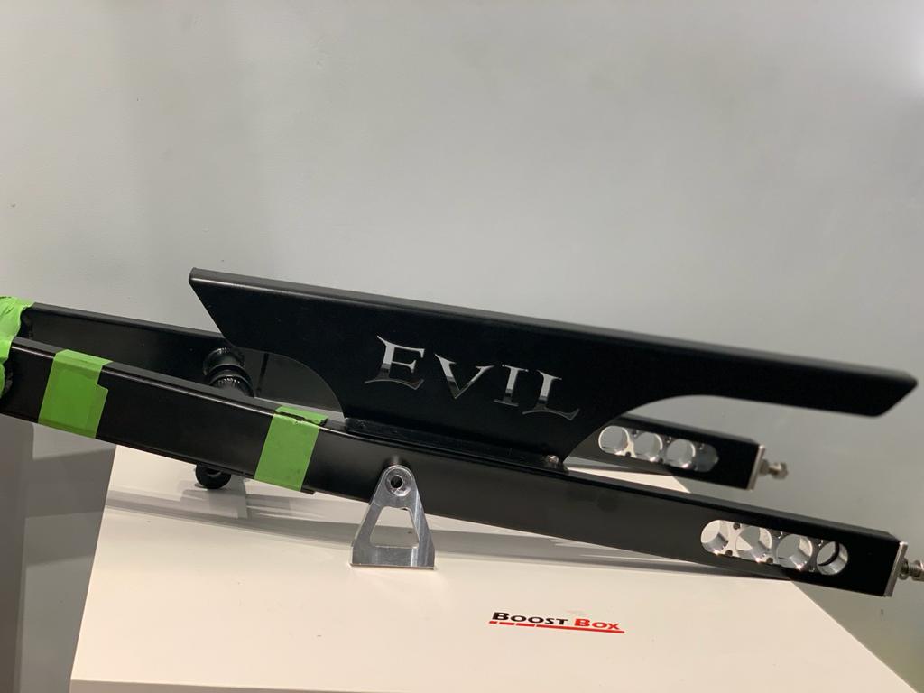 GSX - R 1000 07 - 08 EVIL إيفل SWING ARMS عضوة خلفية 2 - 6 إينش - BOOST BOX PERFORMANCE EVIL SWINGARMSEVIL - GSXR1K07