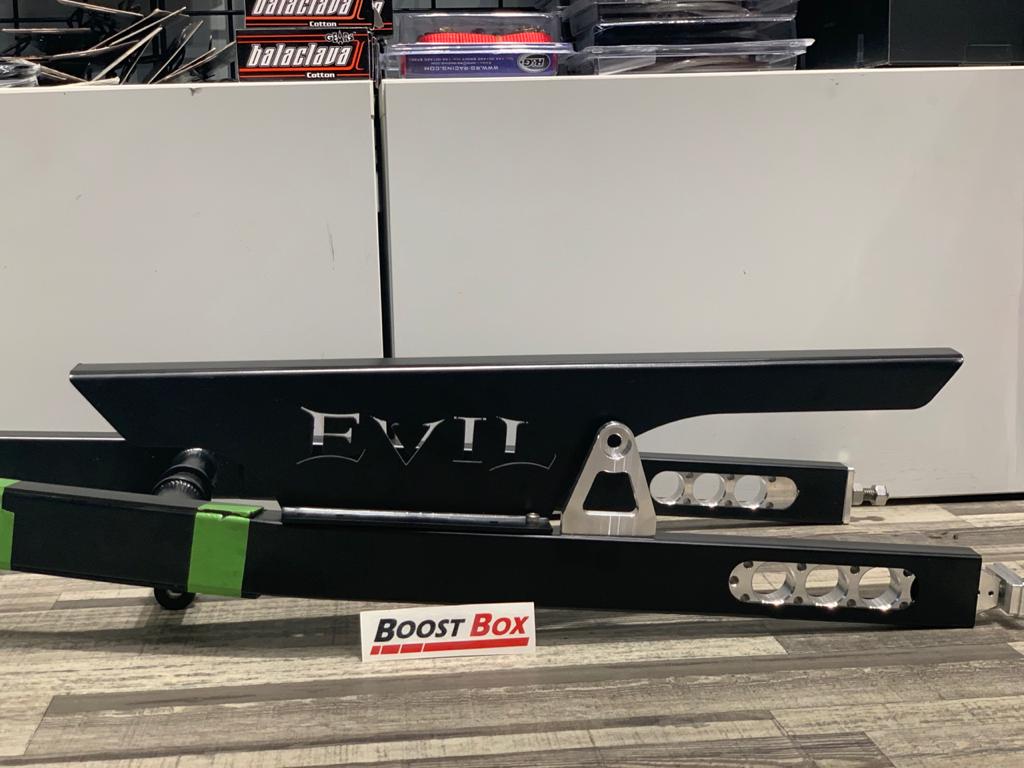 GSX - R 1000 - R 17 - 24 EVIL إيفل SWINGARMS عضوة خلفية 0 - 4 إينش - BOOST BOX PERFORMANCE EVIL SWINGARMSEVIL - GSXR1000R - 0 - 4