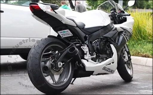 GSX - R600/750 2006 - 24 TST تي أس تي FENDER ELIMINATOR حاملة لوحة خلفية - BOOST BOX PERFORMANCE TST INDUSTRIESGSXR671KFE