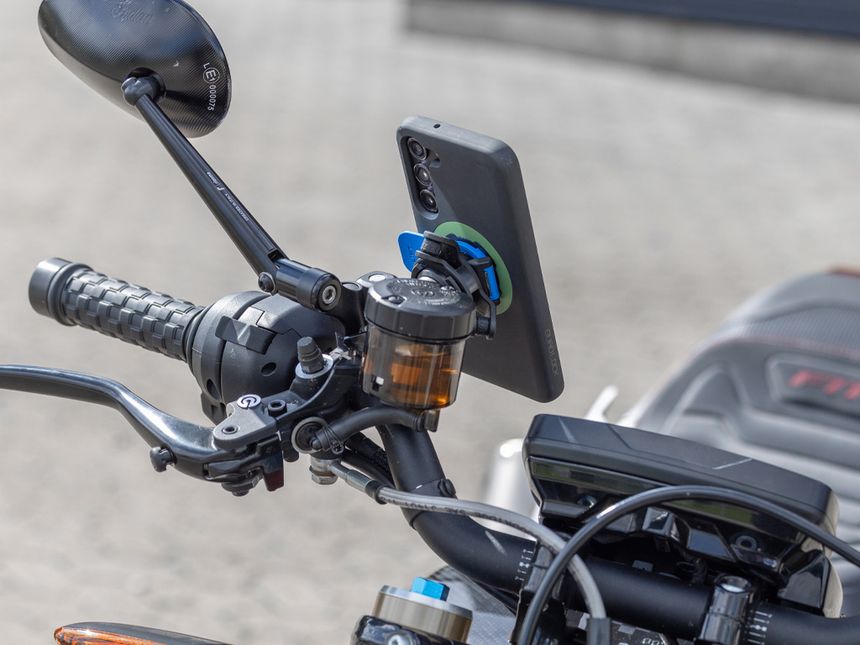 Quad Lock من كواد لوك Brake/Clutch Mount حامل جوال بقاعدة جانبية - BOOST BOX PERFORMANCE Quad LockQLM - CLH