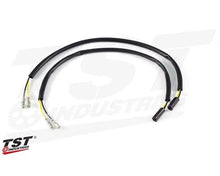 تحميل الصورة في عارض المعرض ، TST تي أس تي TST Signal Plug Converters For Suzuki تحويلة إشارات جانبية - BOOST BOX PERFORMANCE TST INDUSTRIESTST - CVS01