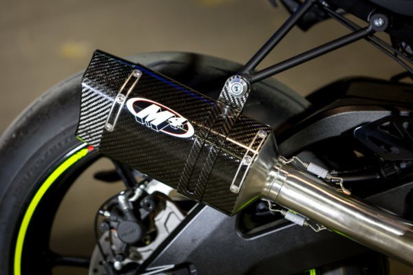 أم4 فول سيستيم تيتانيوم مع مخرج تيك1 كربون (2017 - 2022 Suzuki GSX - R1000) - BOOST BOX PERFORMANCE M4 EXHAUSTSU9154T