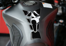 تحميل الصورة في عارض المعرض ، بيوق ملصق لشخصية سكريم لجميع الدراجات - BOOST BOX PERFORMANCE Puig Hi - Tech Parts9602N