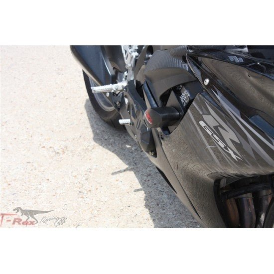 GSX - R 600/750 (11 - 20) T - REX من تيركس No Cut Frame Sliders مجموعة واقيات الهيكل بدون تخريم - BOOST BOX PERFORMANCE T - Rex RacingN59 - 11BL